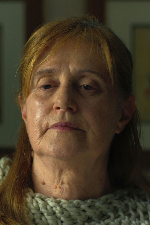 Maria Manuel Almeida as Amélia