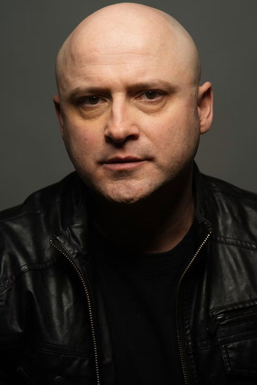 Nicolas Szent as Hausmeister