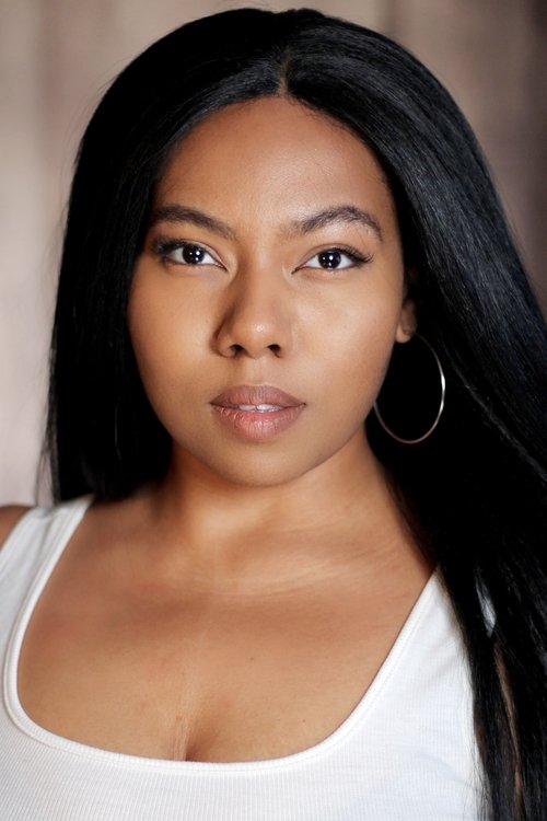 Asha Etchison as Gwenn
