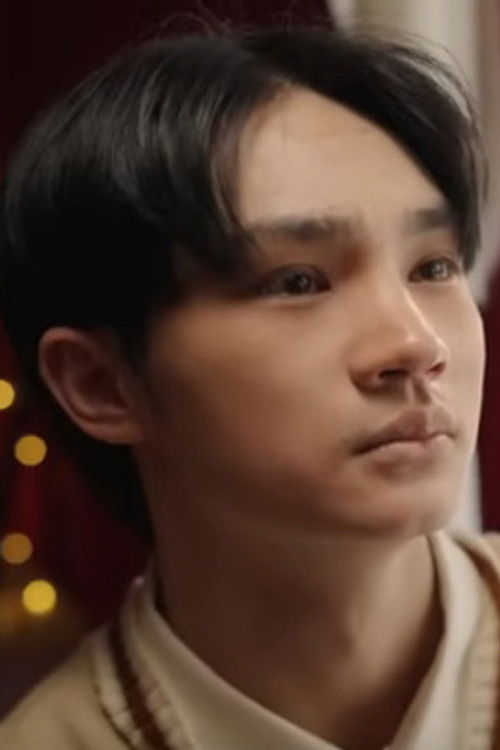 Somchai Musoe as Chun