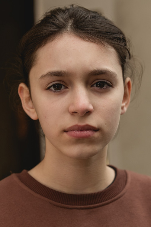 Anna Lucia Gualano as Rosa