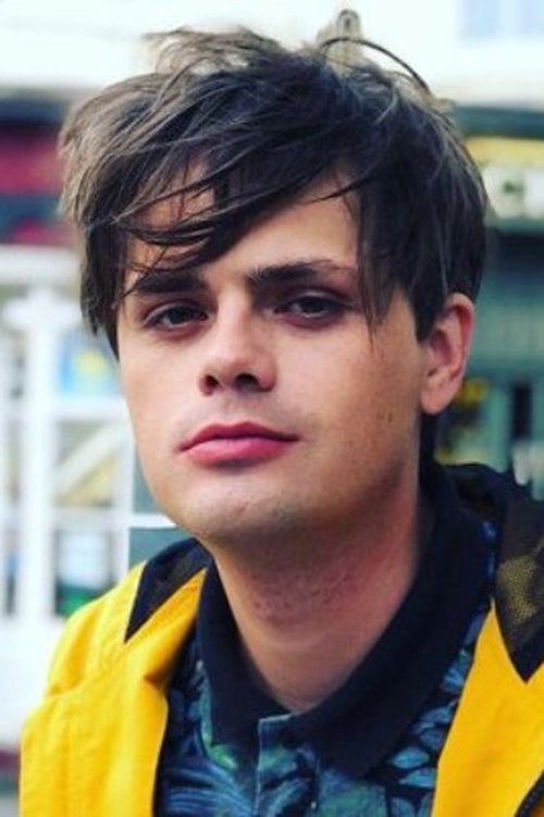 Chris Kendall as Oliver