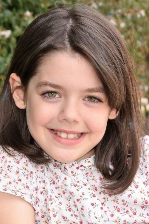 Inés Fernández as Little Girl