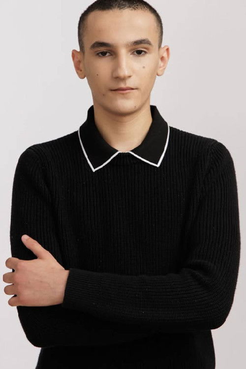 Anis Leharani as L'humanité