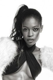 Ursula Bedena as Edwige