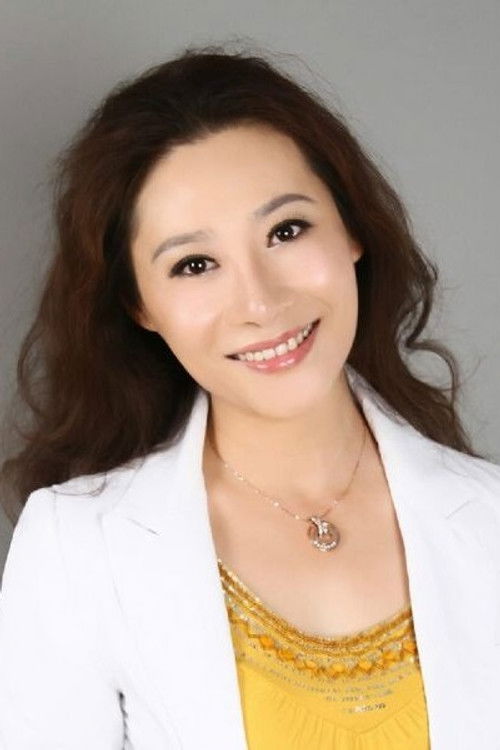 Jiao Ni as Mi Chuxia's Mother
