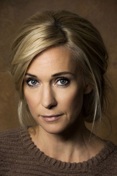 Victoria Dyring as Presenter