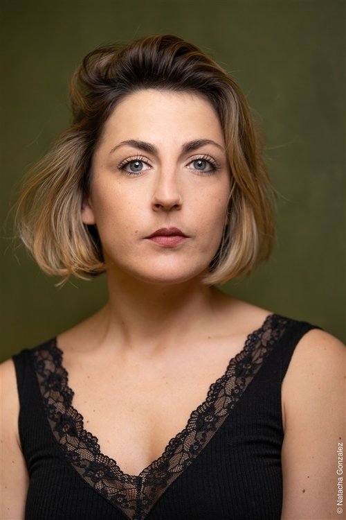 Raphaëlle Costes as Louise