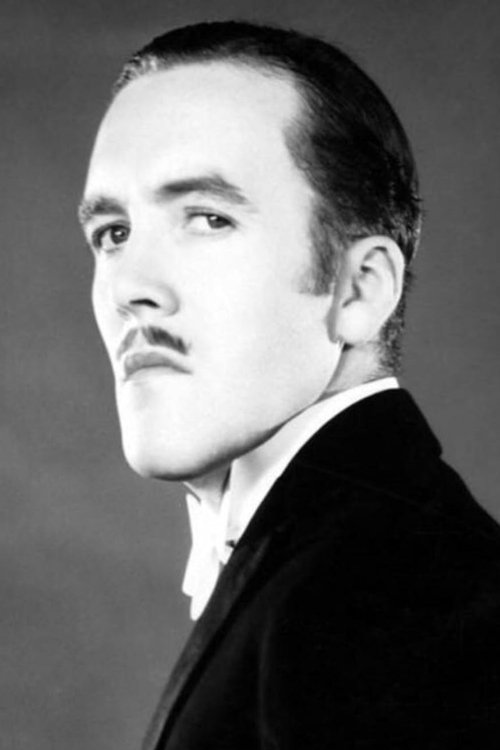 Tyrell Davis as Reggie