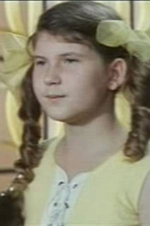 Marina Baikina as Валя Тузова