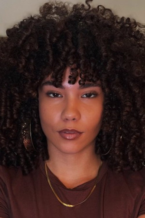 Duda Lisboa as Marcela