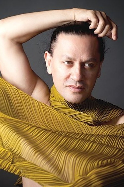 Mika X. as Older Carmen