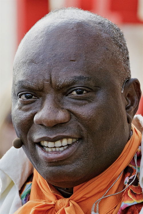 Jérôme Aké Béda as Doctor