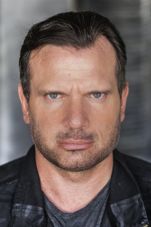 Mark Ozog as Van Davis