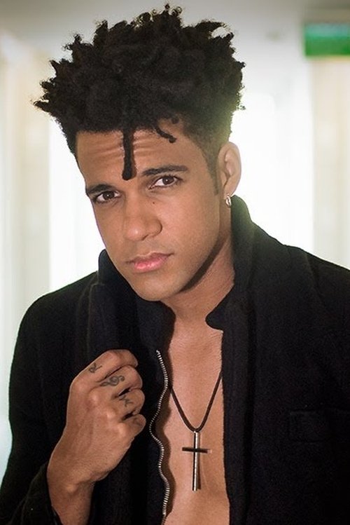 Vinícius D'Black as Jonathan