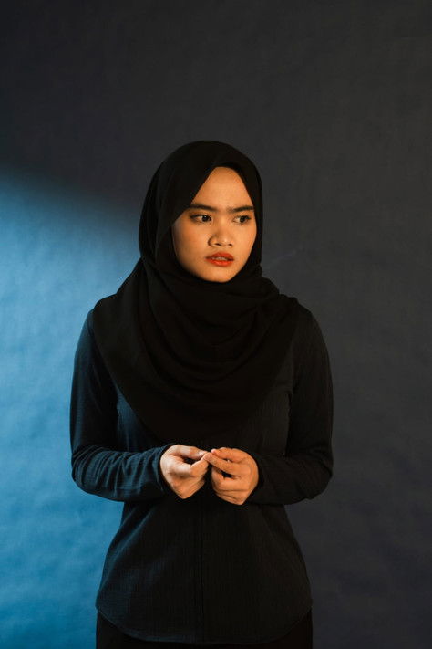 Devi Iskandar as Renata