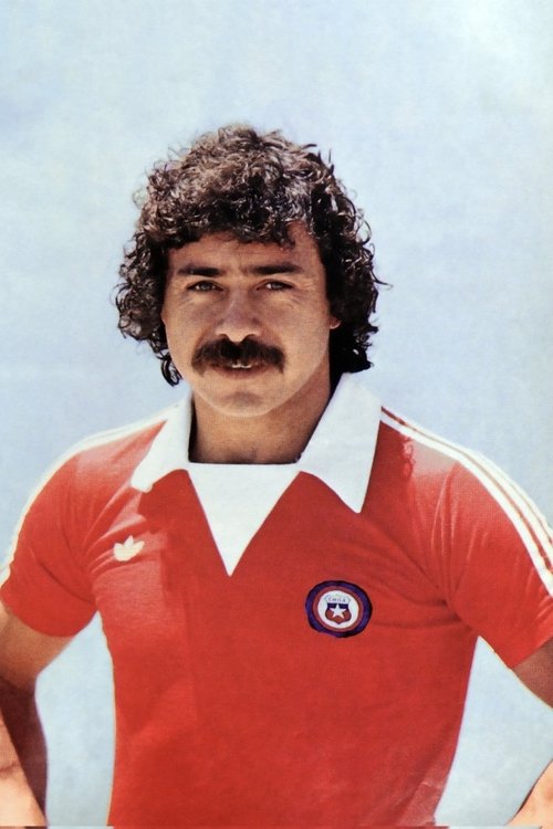 Carlos Caszely as Caszely