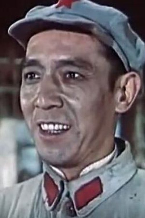 Jin Naihua as 公安局职员