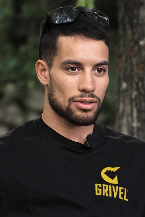 Nasser Hanani as Self