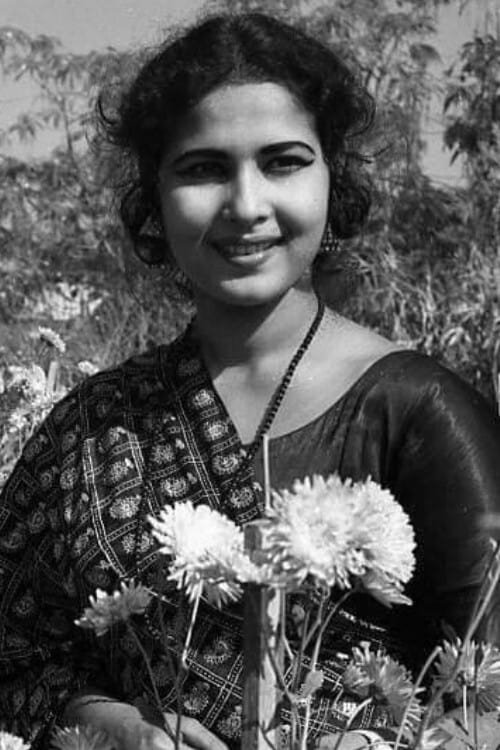 Rosy Afsary as Basanti