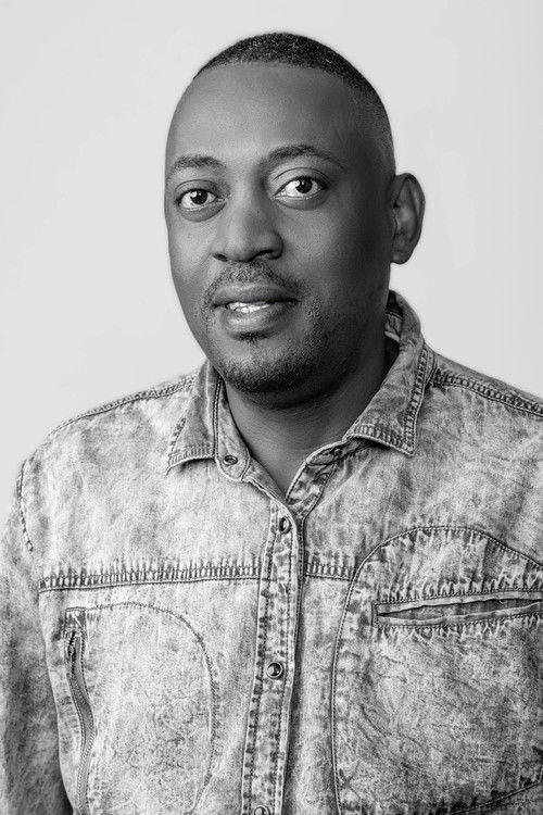 Michael Mabizela as Kunta
