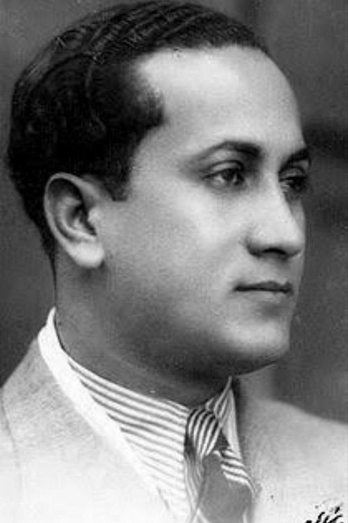 Fakher Fakher as Officer Tawfiq