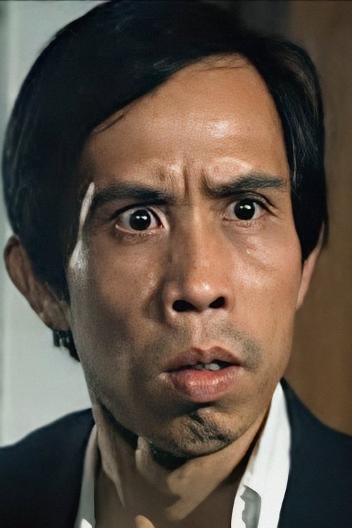 Chan Kim-Wan as Policeman