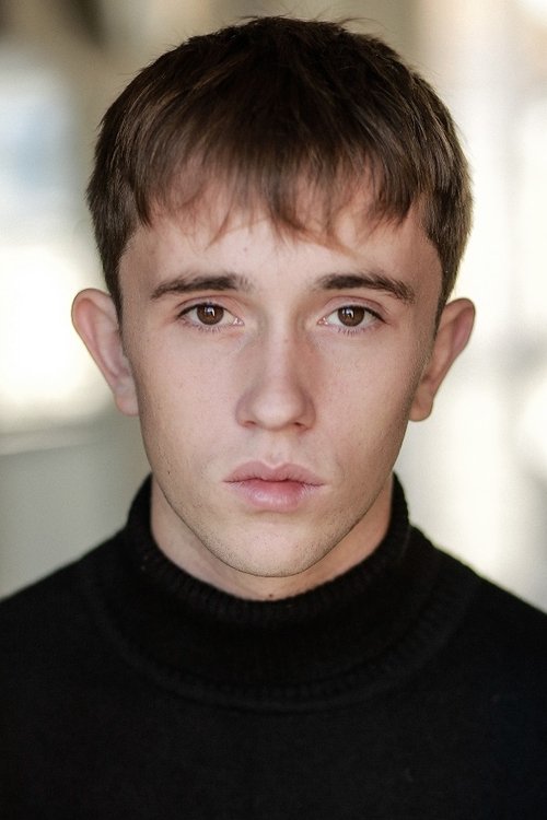 Jack Donoghue as Dean