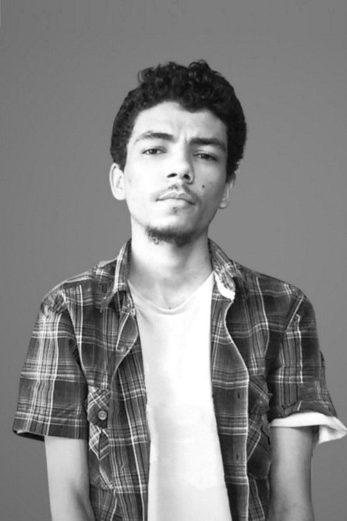 Divan Braga as Barnabés