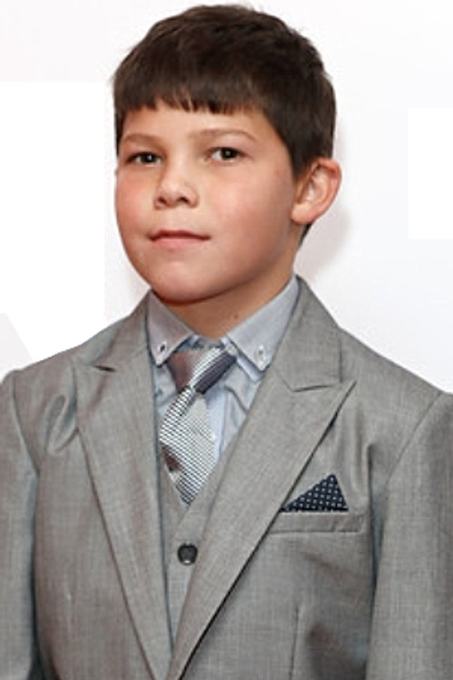 Georgie Smith as Young Loll