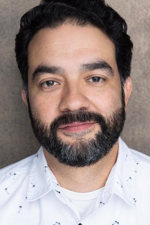 Abel Arias as Stressed Shopper