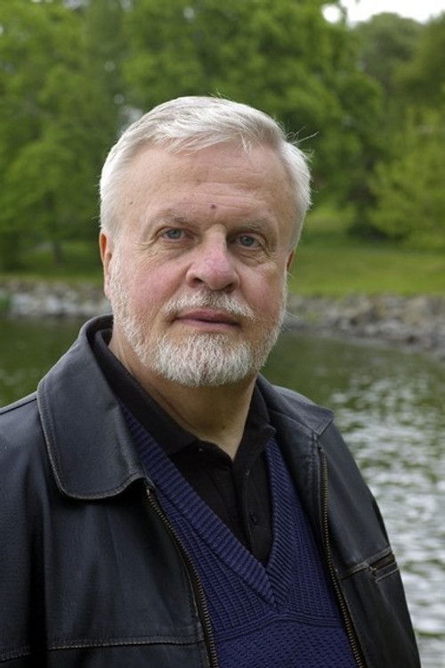 Jan-Eje Ferling as Man at the Stairs