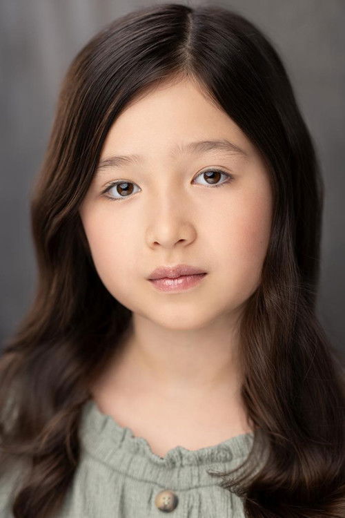 Ciara Mandel as Suzie