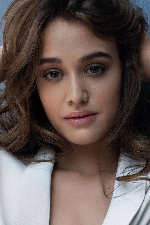 Rocío Luz as Gabriela Illias