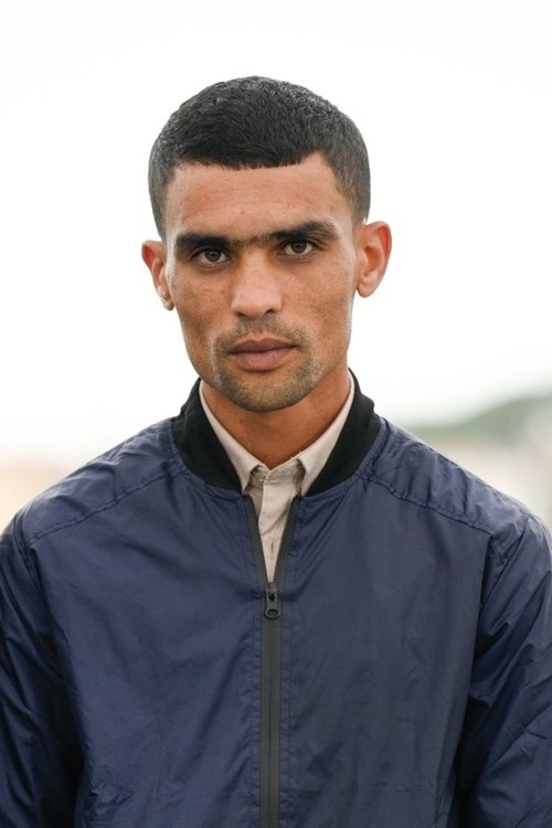 Ayoub Elaid as Issam