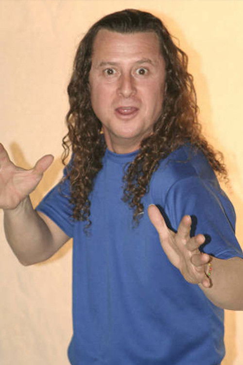 Fernando Bal as El Gran Saturán