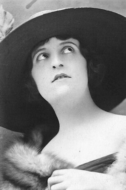 Christine Mayo as Heelena Ritchie