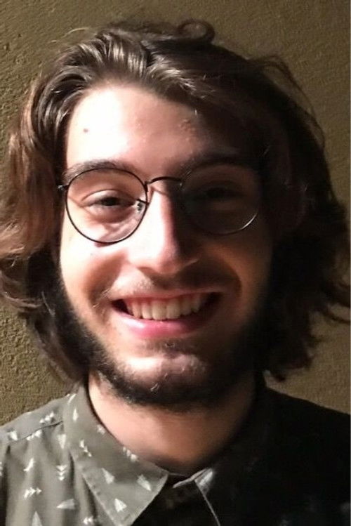 Arthur Coronho as Coronho