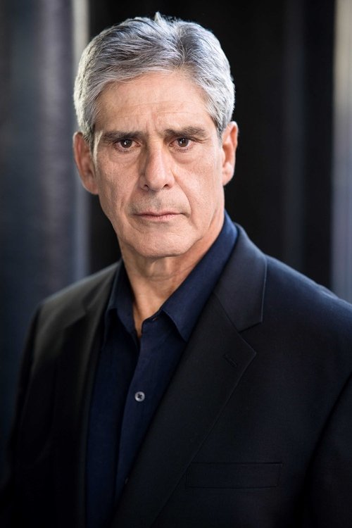 Lawrence Shagawat as Eddie