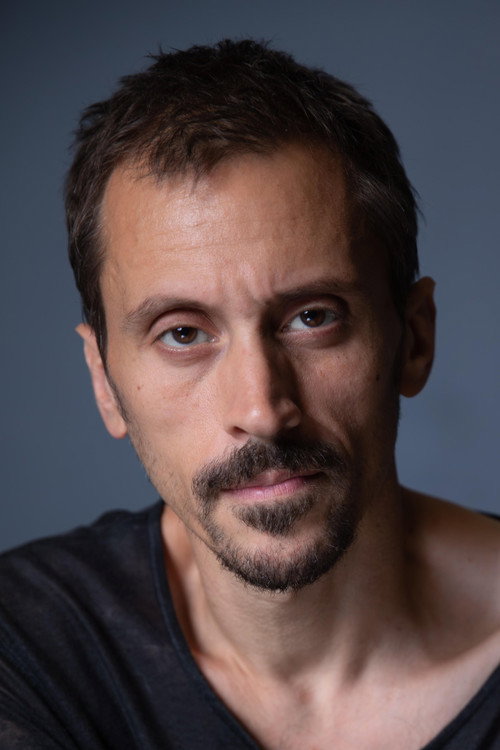 Niko Nicotera as Pilot