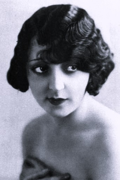 Alma Bennett as Gladys Hungerford