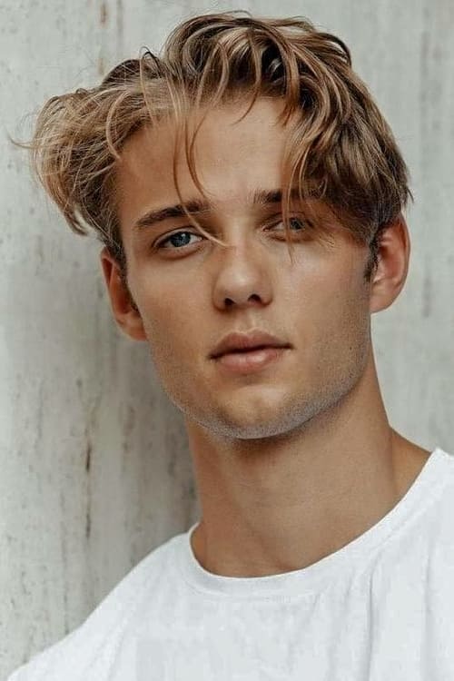 Edouard Philipponnat as Tsar Alexander