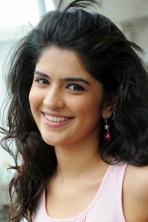 Deeksha Seth as Vaishali