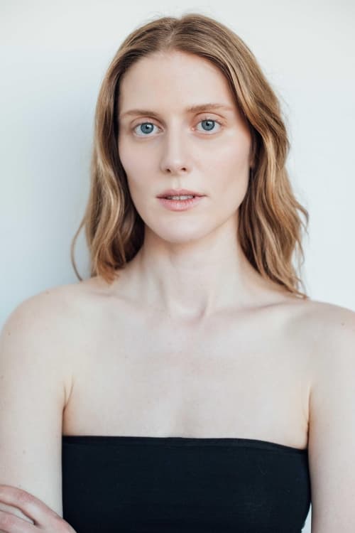 Hilary McCormack as Carolina