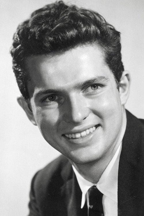 Geoffrey Horne as Self