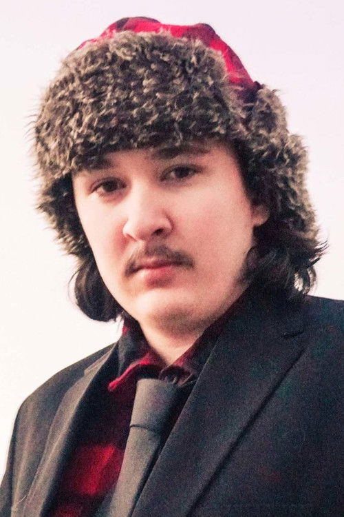 Ethan Cevera as Kyle Lloyd