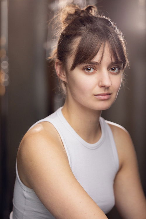 Jessica Balmer as Róisín