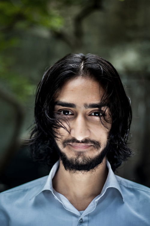 Mohib Beg Mirza as Amjad Daniyal