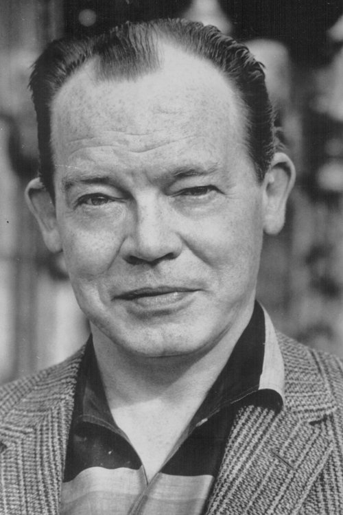 Myron McCormick as Mike Hudson