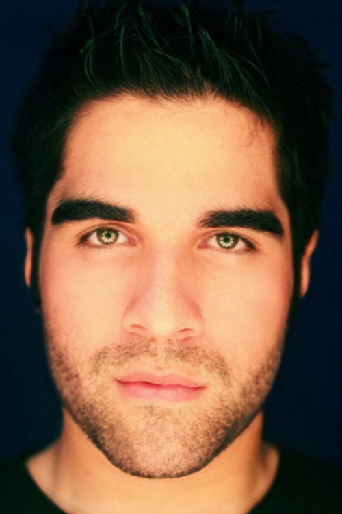 Juan Zelaya Sittón as Juan